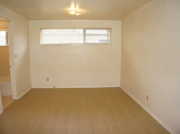 40 Northeast St, Seattle, WA 98105