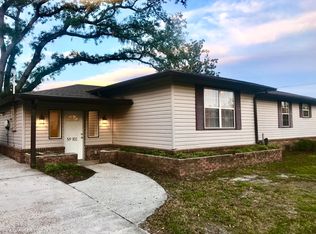 102 N Cove Ln, Panama City, FL 32401