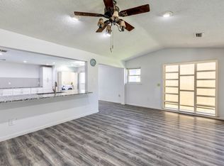 2102 Aspen Ln, Garland, TX 75044