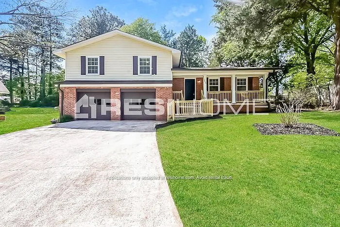 7545 Montego Ct — Photo 1