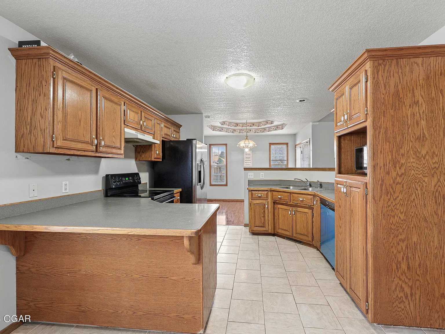 3 bed, 2.0 bath, 1725 sqft, $1,550 — Photo 4