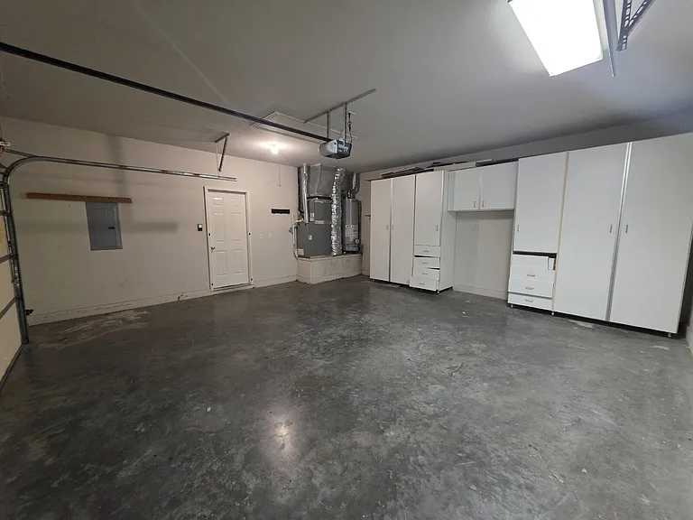 302 Cross Creek Dr — Photo 20