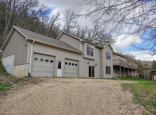 E5608 Spring Coulee Rd, Coon Valley, WI 54623