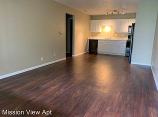 5933 Outlook St #5, Mission, KS 66202