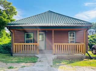 123 Douglas St, Copperhill, TN 37317