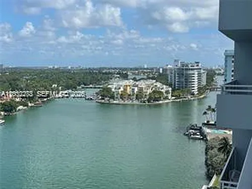 5700 Collins Ave Photo 1