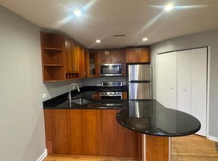 160 W Burton Pl APT 2F, Chicago, IL 60610