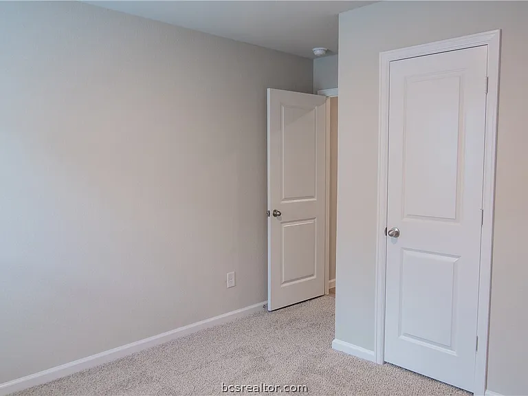 10649 Knox Landing Dr — Photo 12