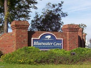 215 Bluewater Cove Cpe, Carteret, NC 28584