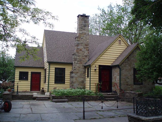 1st image of 508 S Main St