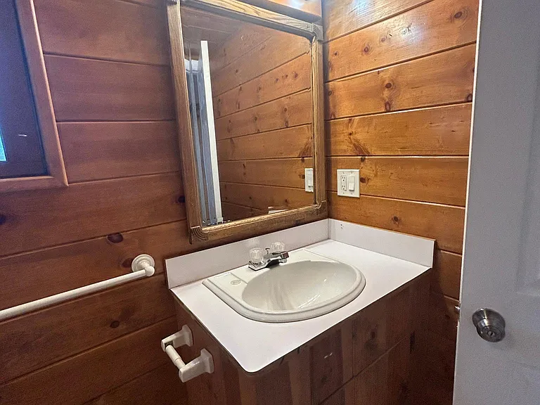 25055 Marion Ridge Dr #7 — Photo 11