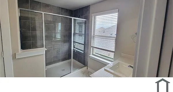 2533 Gaulding St — Photo 12