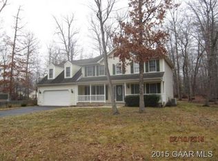 30 Rutherford Ln, Stuarts Draft, VA 24477