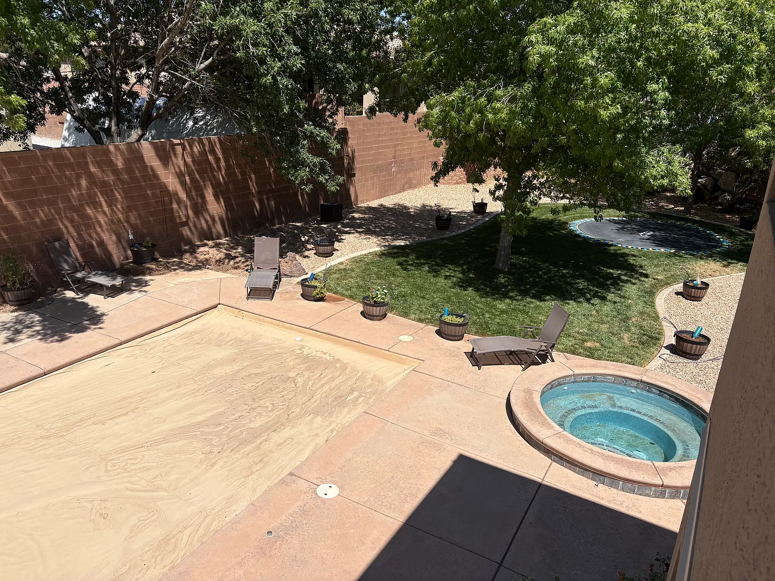6 bed, 4000 sqft, $3,800 — Photo 3