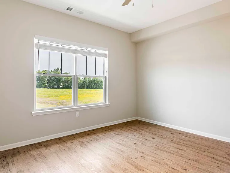 10001 Oak Bridge Cir #10001 — Photo 12