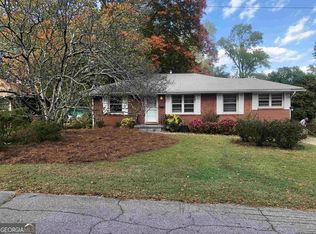 808 Spring Valley Dr, Forest Park, GA 30297