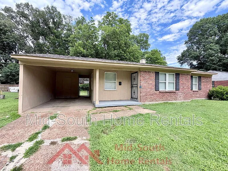 1730 Tahiti Ln — Photo 2