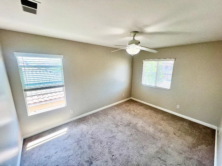 262 Glendale Ave — Photo 12