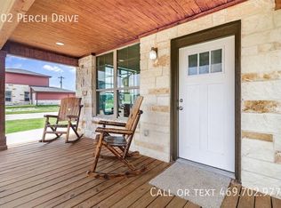 202 Perch Dr, West Tawakoni, TX 75474