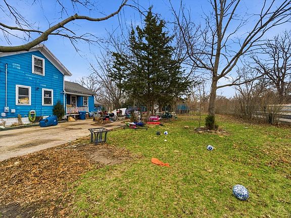3rd image of 523 N Highland Ave