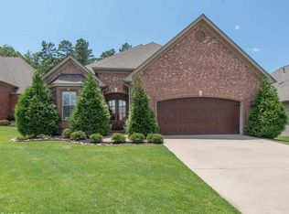 29 Meadow View Dr, Little Rock, AR 72223