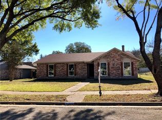 1202 Meadow Creek Dr, Lancaster, TX 75146