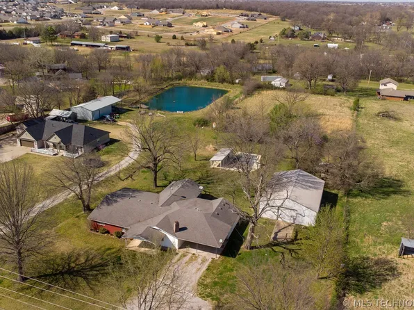 7935 E 86th St N, Owasso, OK 74055