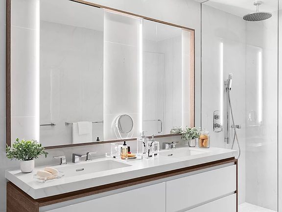 3rd image of 505 W 43rd St #4H
