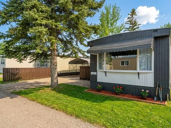 6220 17th Ave SE #281, Calgary, AB T2A 0W6