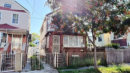 537 East 39th Street