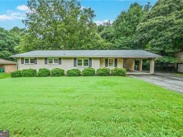 4104 Cedar Knoll Dr, Tucker, GA 30084