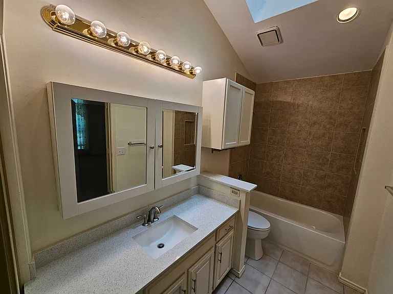 1608 Nest Pl — Photo 17