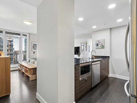 5th image of 1500 NW 7th St SW #1206
