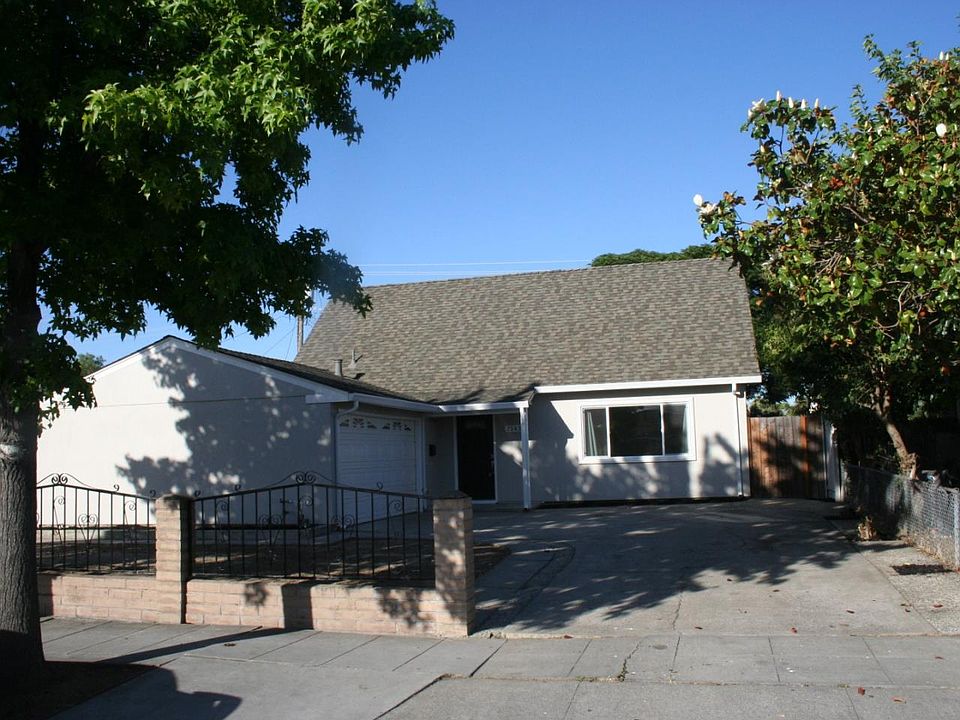 1st image of 2143 Bayhaven Dr