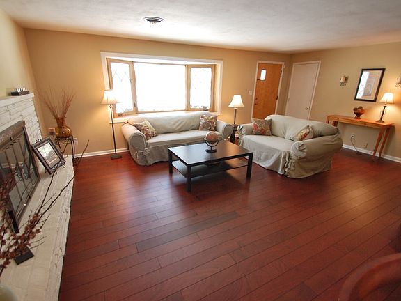 5th image of 5153 Wheaton St
