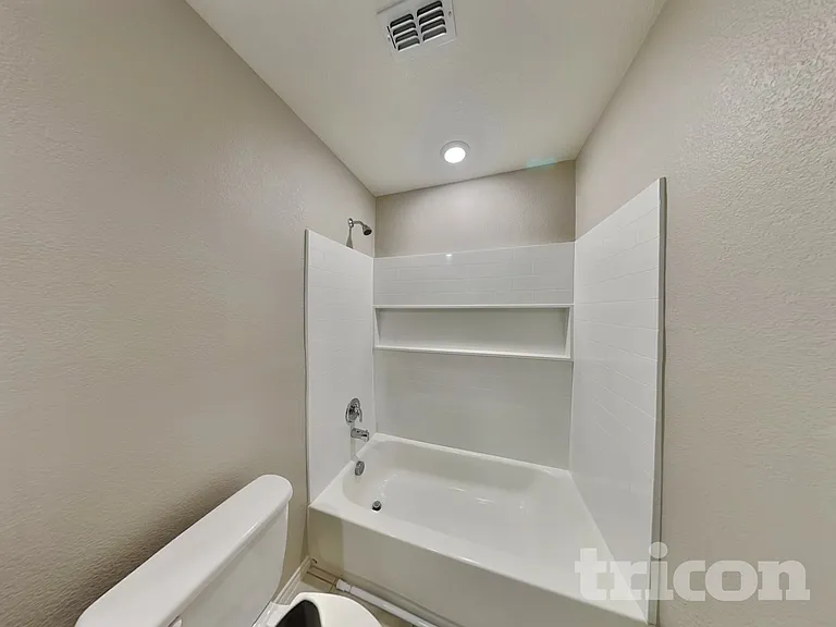 3103 Helix Bay Dr — Photo 9