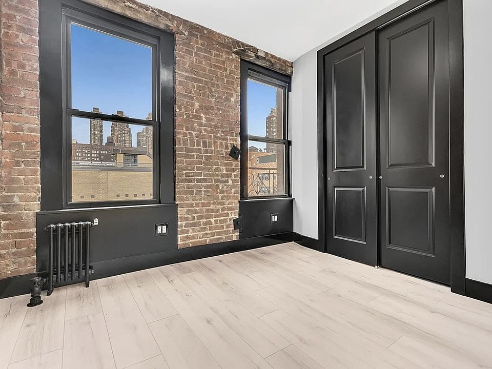 2nd image of 438 W 52nd St APT 12E