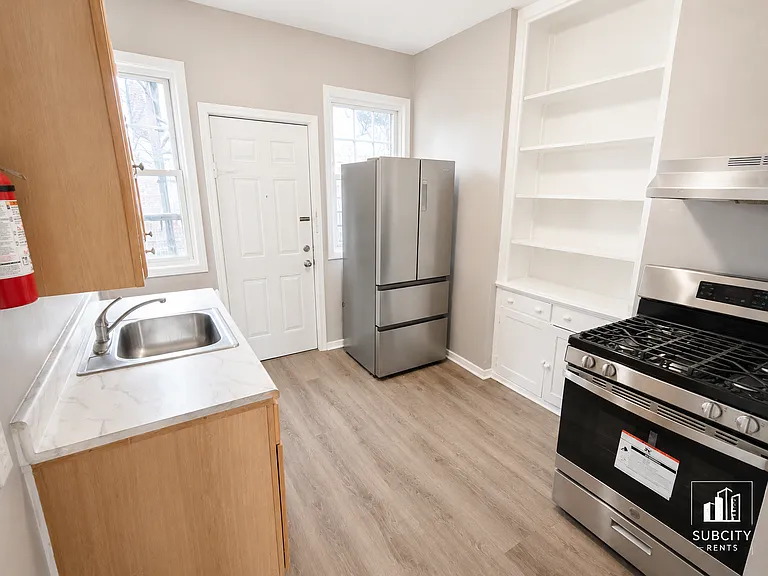 354 Fair St #4 — Photo 8