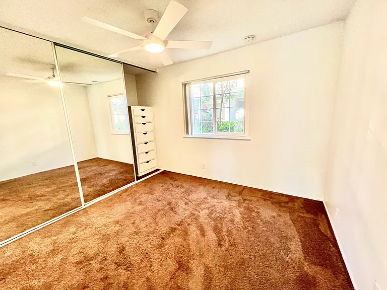 928 Fletcher Ln #2 — Photo 16