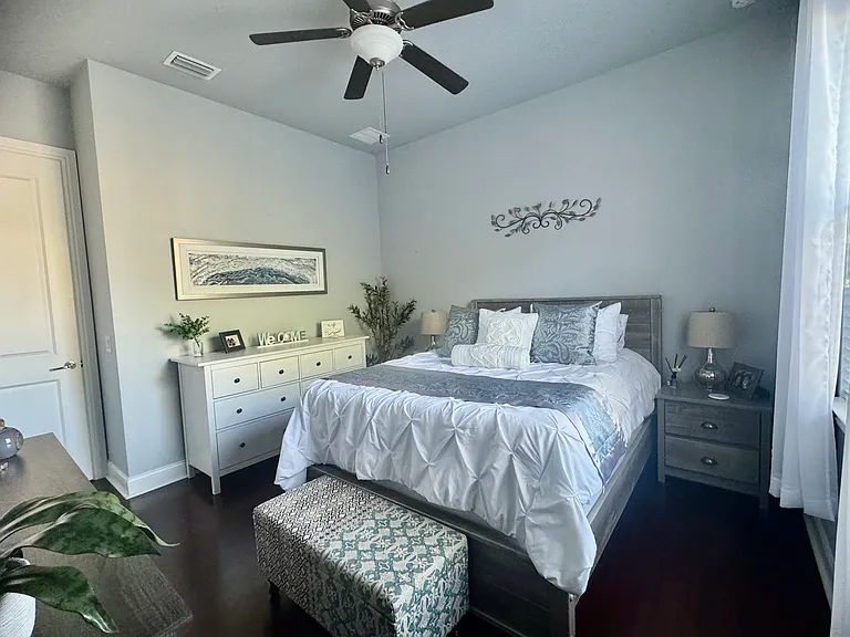 Bedroom 2, Water view
