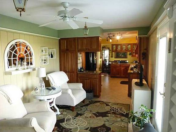5th image of 29168 Kearsley St