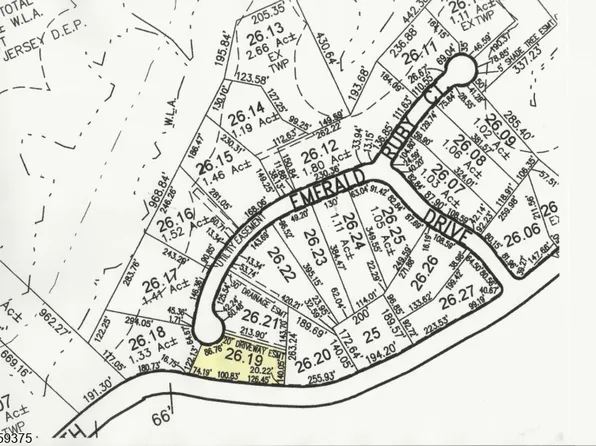 17 Emerald Dr, Hardyston Twp., NJ 07419