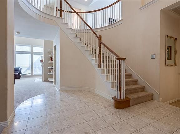 5th image of 8624 Berwick Dr