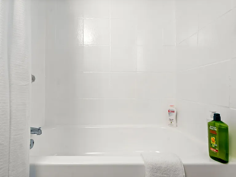 6418 Onyx Dr N — Photo 11