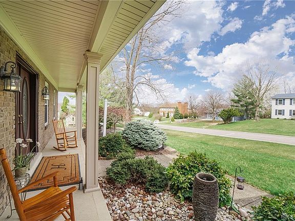 3rd image of 7693 Rolling Meadows Dr