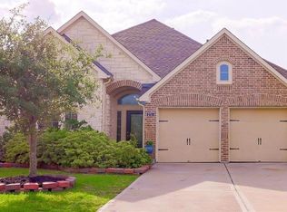 2711 Bamboo Ln, Rosenberg, TX 77471