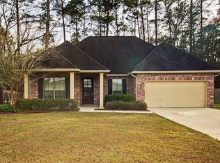 241 Long Leaf Ct, Ponchatoula, LA 70454