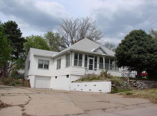 6926 Spencer St, Omaha, NE 68104