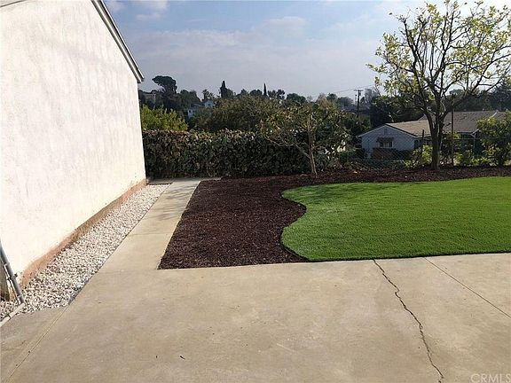 4th image of 892 S Isabella Ave