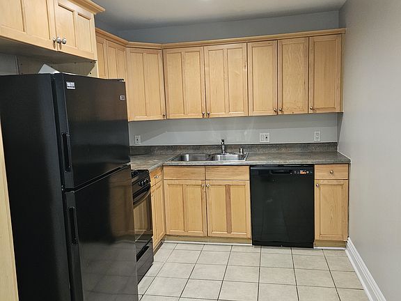 2nd image of 4429 Tremont St APT 2